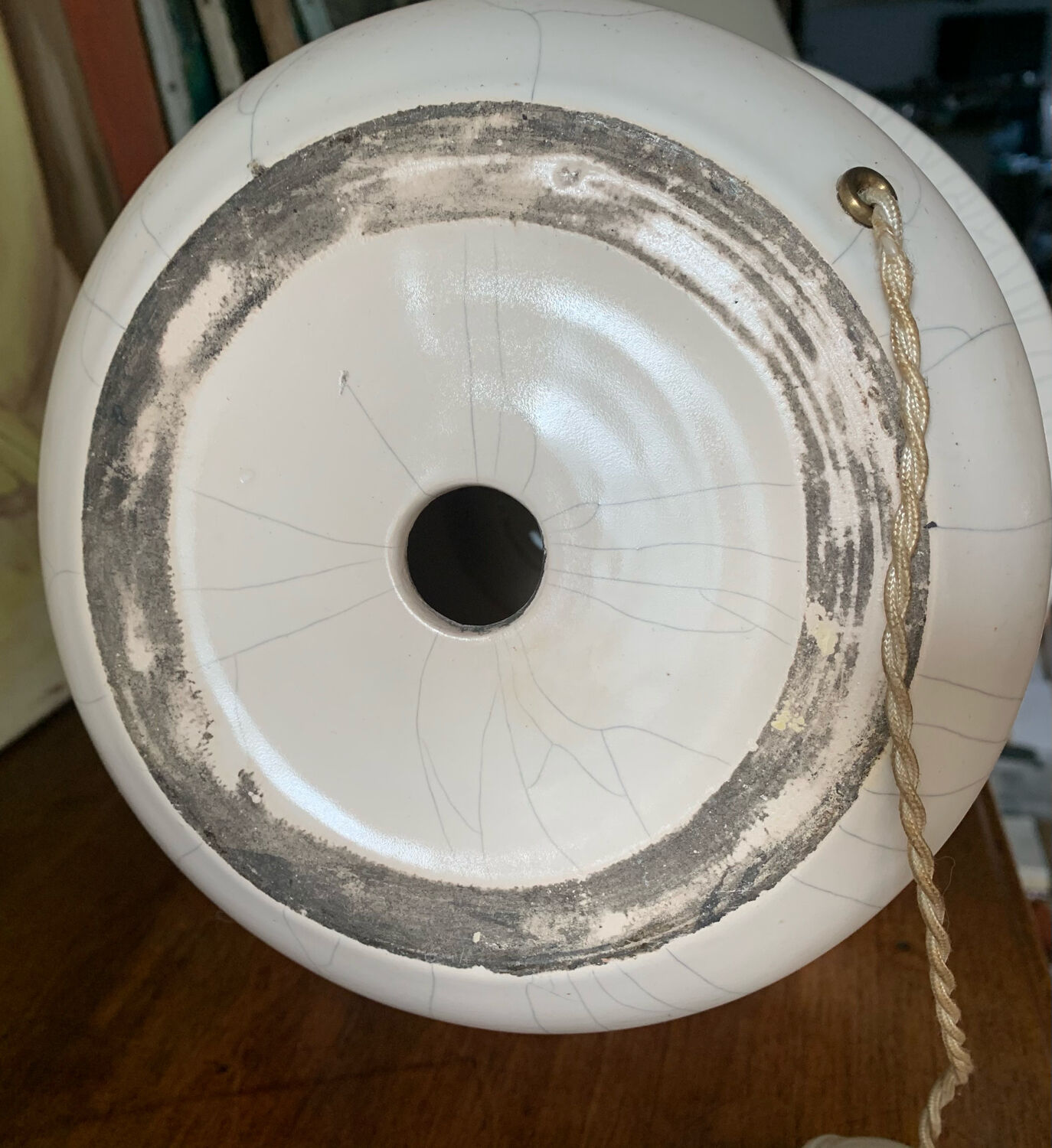 Ceramic lamp base
