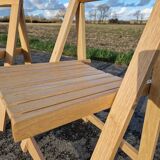 Set of 2  folding chairs