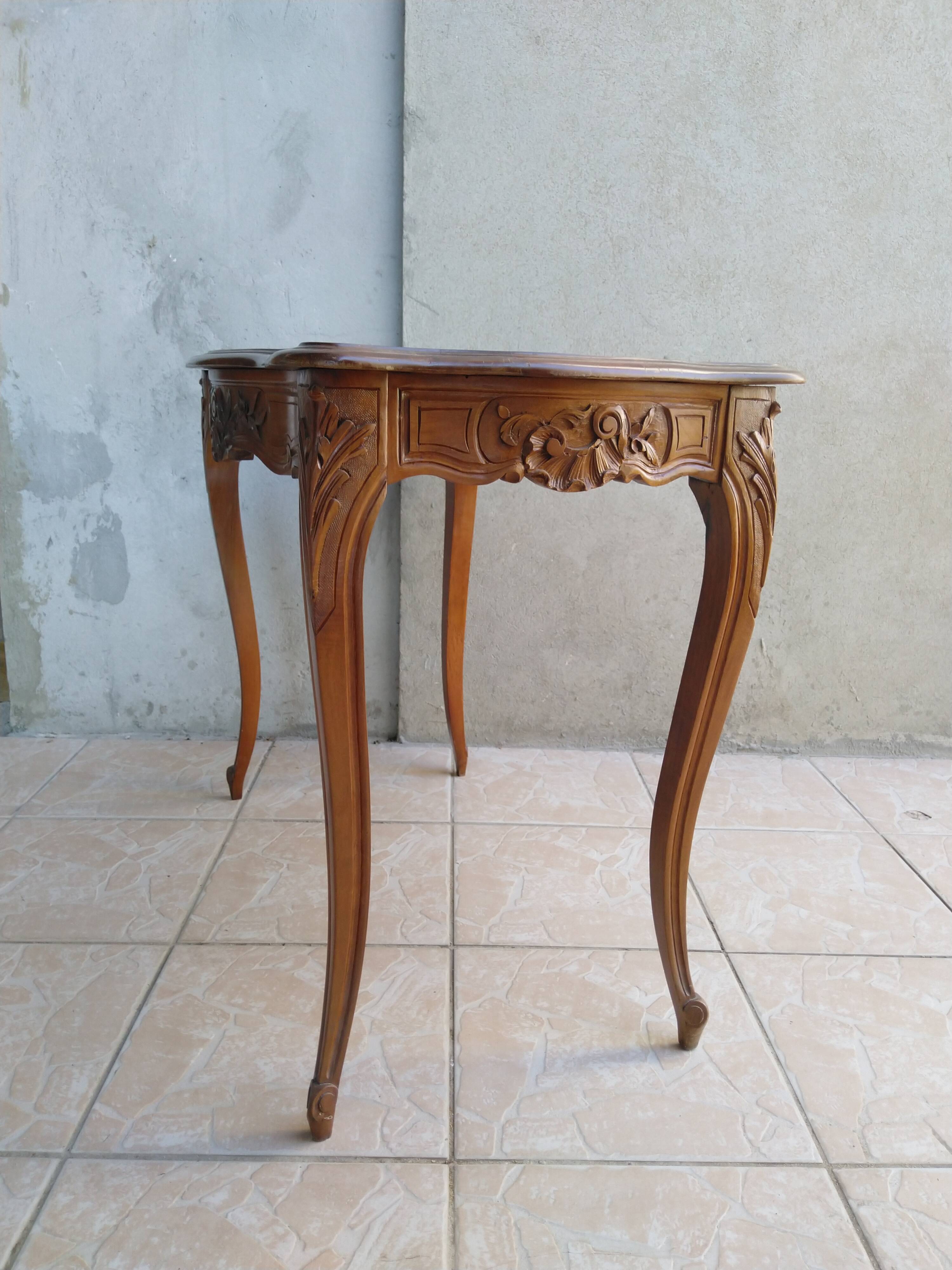 walnut table Louis XV Rocaille style