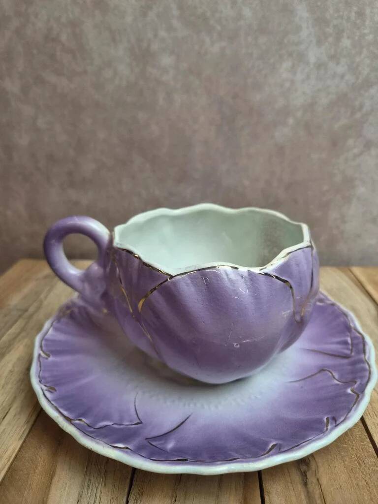 2 large breakfast/chocolate cups K&G Lunéville with saucers