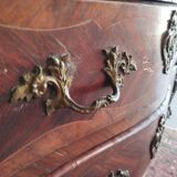 Commode en marqueterie style louis XV