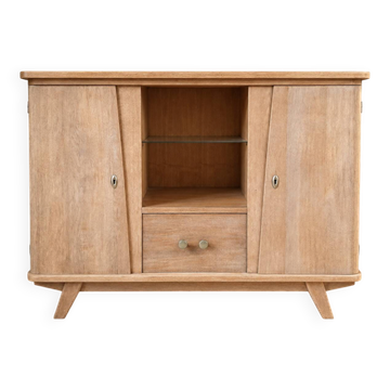 Scandinavian buffet with tapered legs