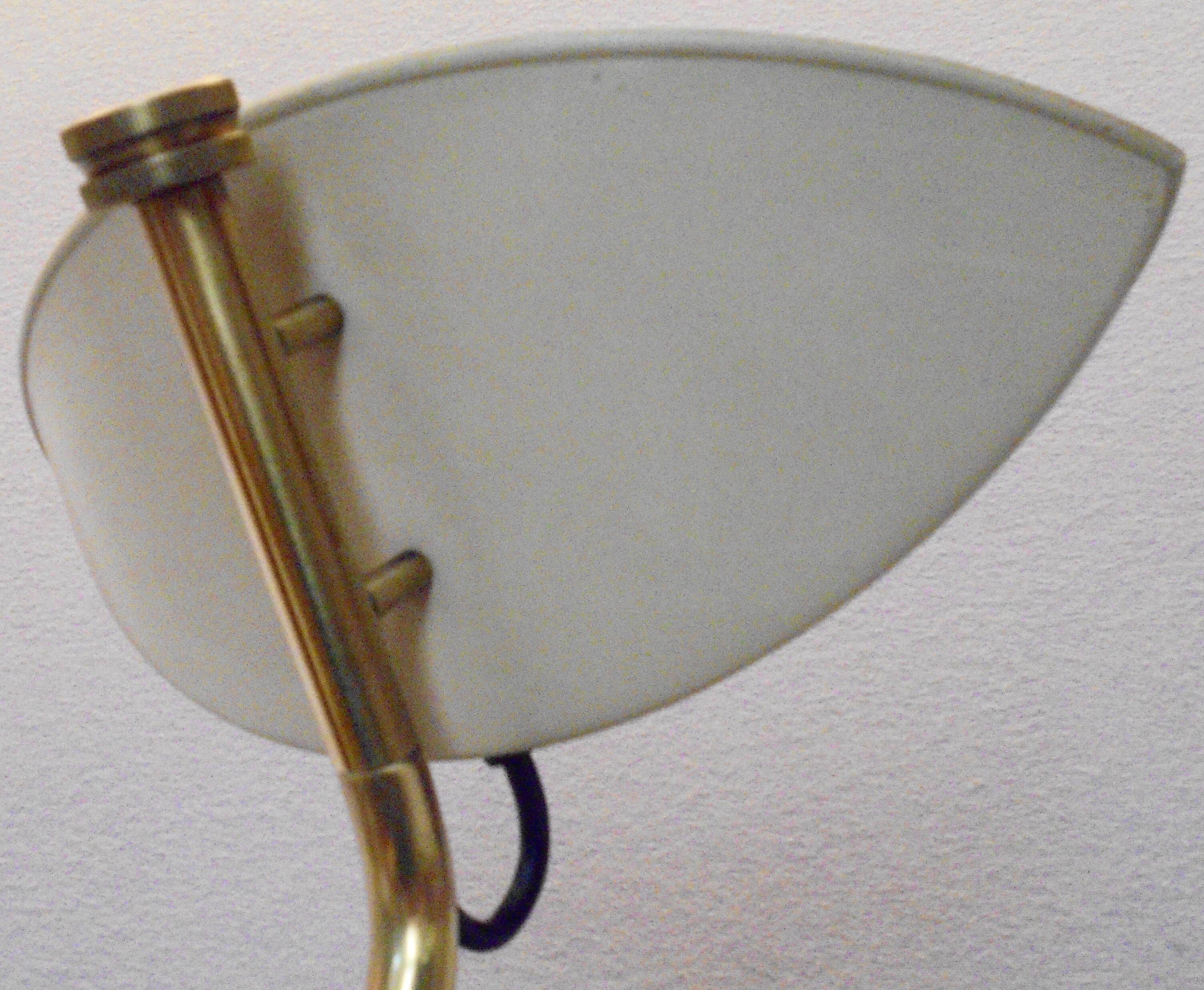 Italian halogen lamp of the 70s/80s