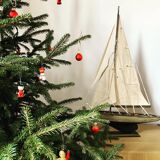 Wooden boat model