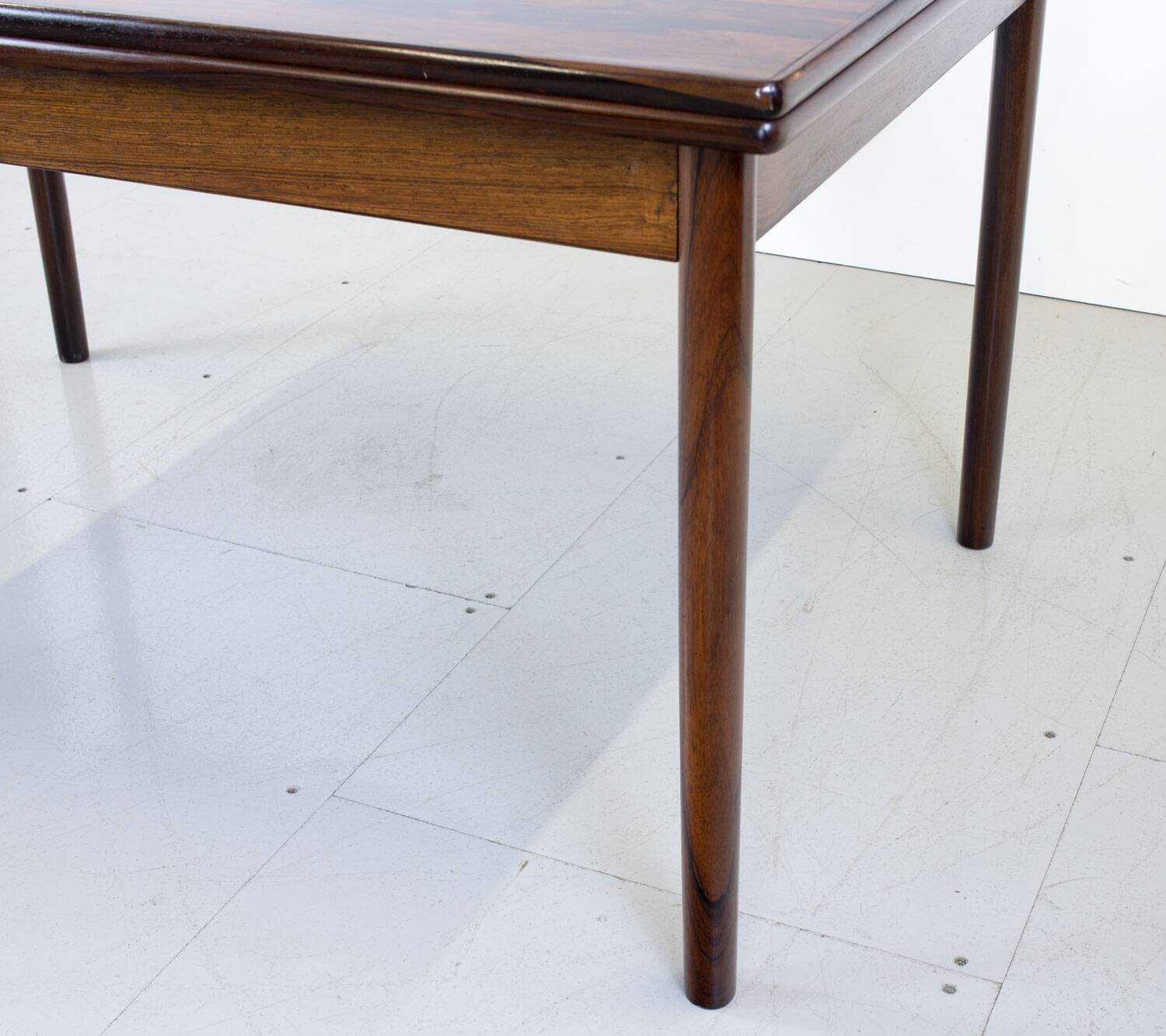 Table à manger extensible en palissandre danois du milieu du siècle