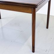Table à manger extensible en palissandre danois du milieu du siècle