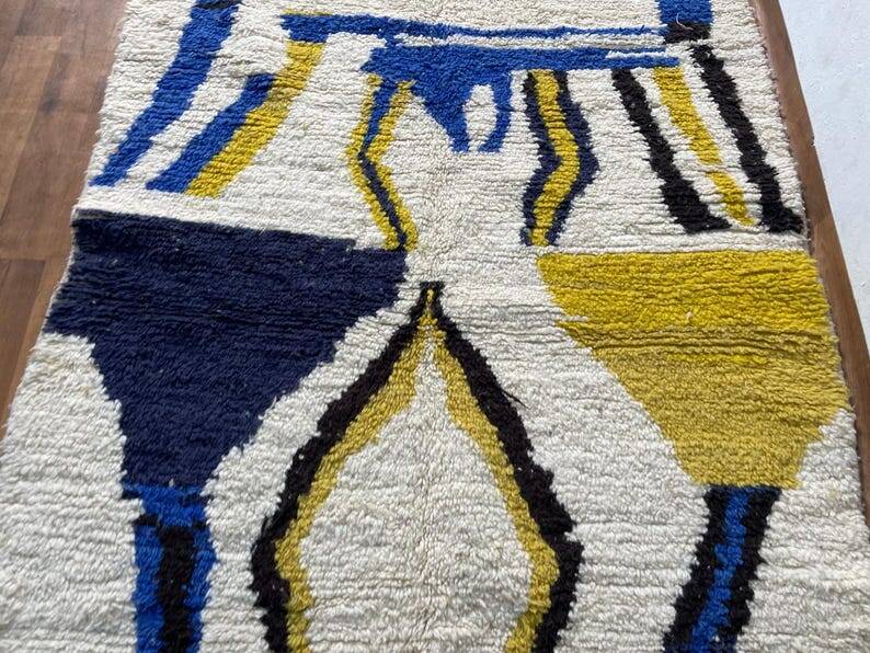 Handmade Moroccan rug 300cm x 150cm