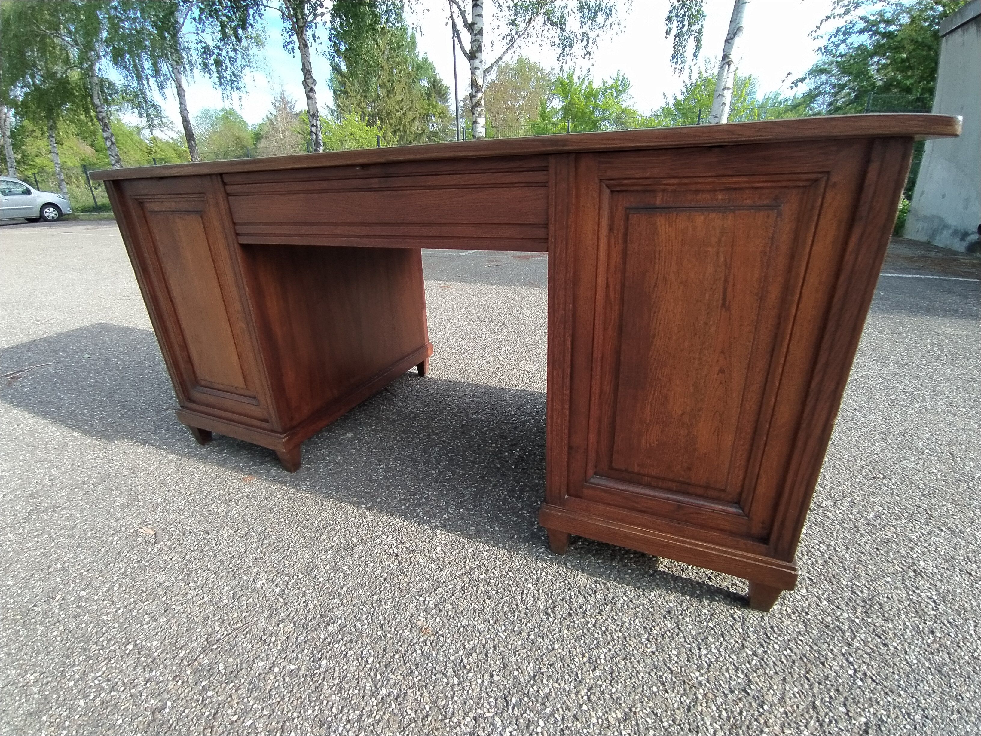 English minister's office