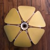 Hanging beige and yellow petals