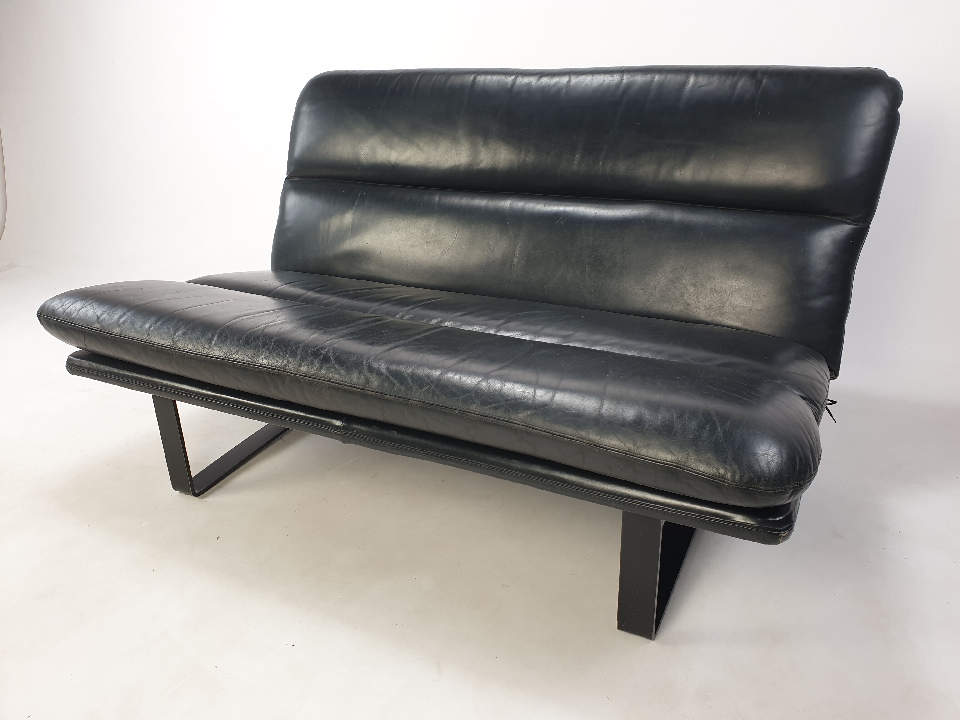 Mid Century 2-Seater Sofa by Kho Liang Ie for Artifort, 1960s