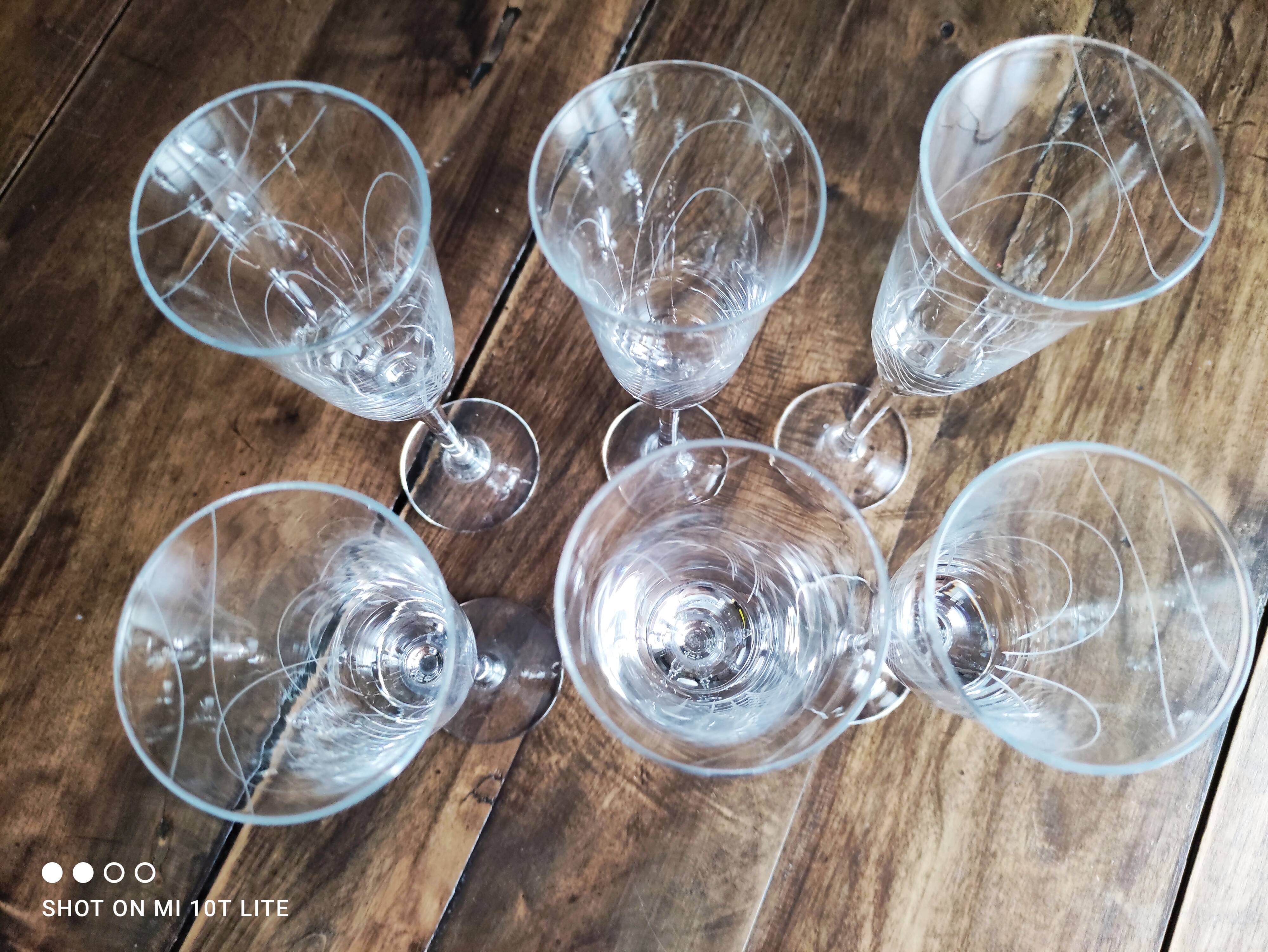 Lot de 6 flûtes à champagne forme tulipe en verre voluté Selency