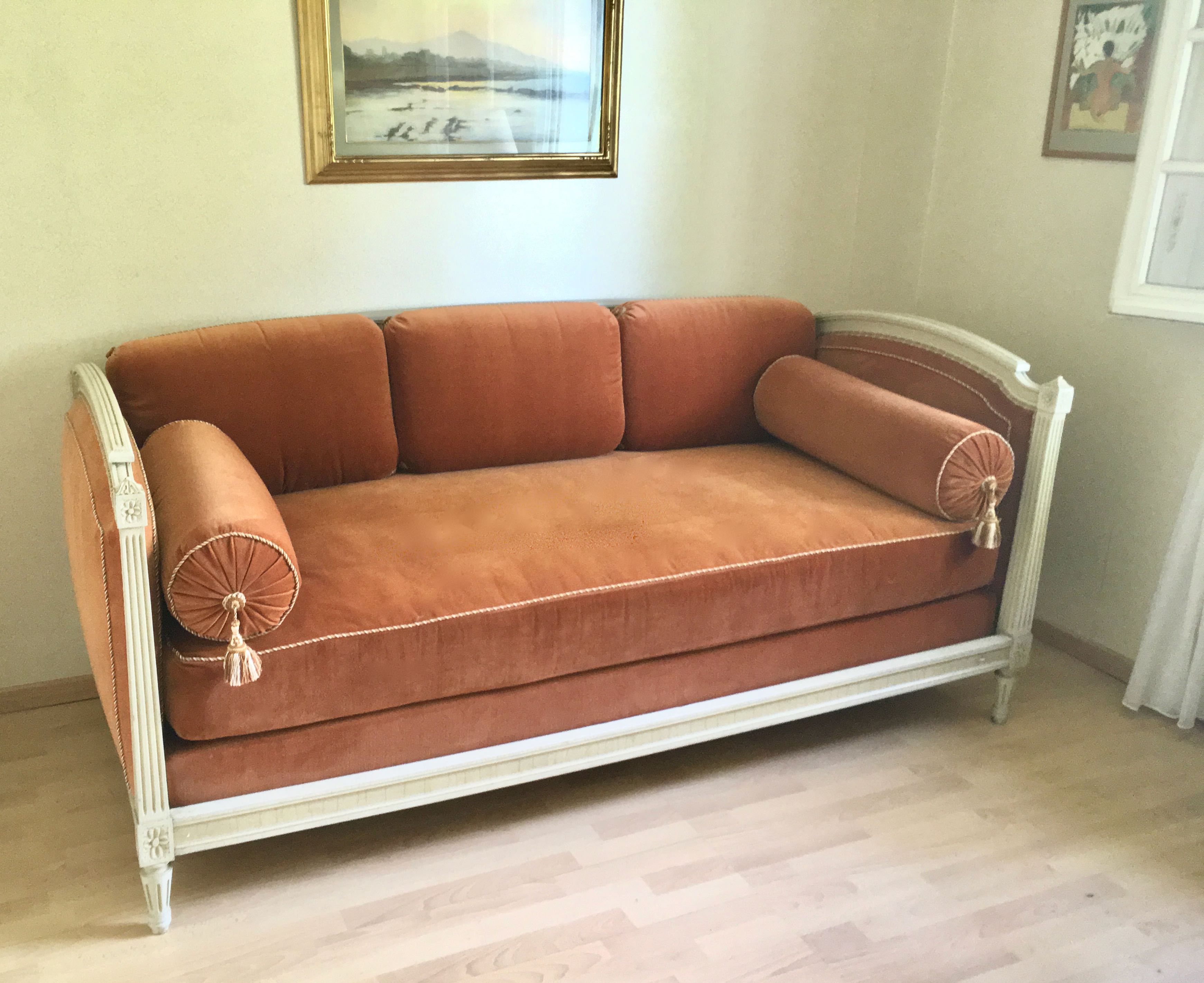 Sofa bed wood and velvet