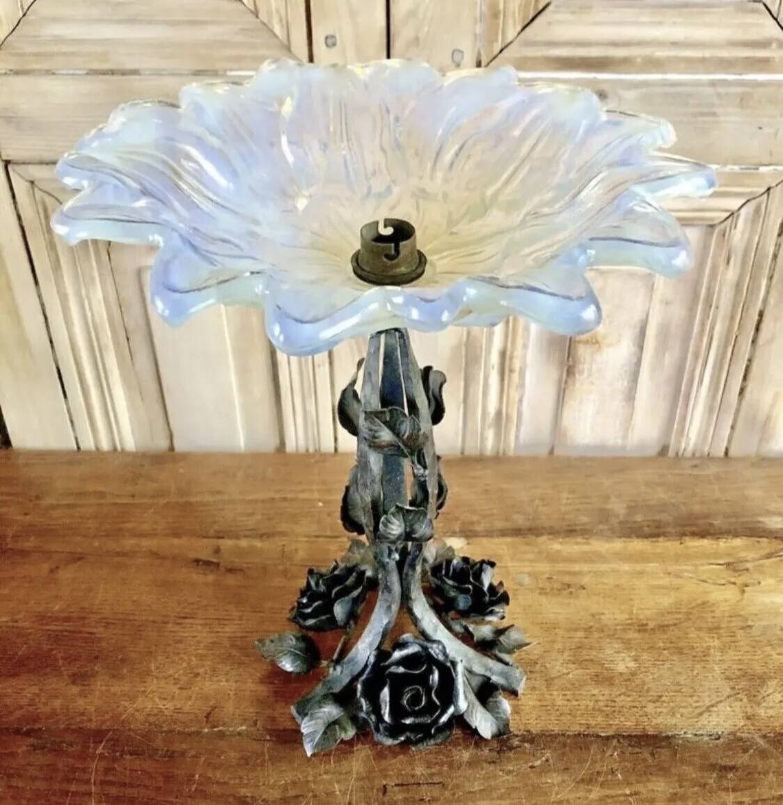 Art Deco Opalescent glass lamp R Frontisi Ezan 1930