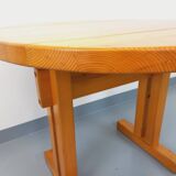 Vintage Charlotte Perriand Les Arcs round pine dining table from the 60s 70s