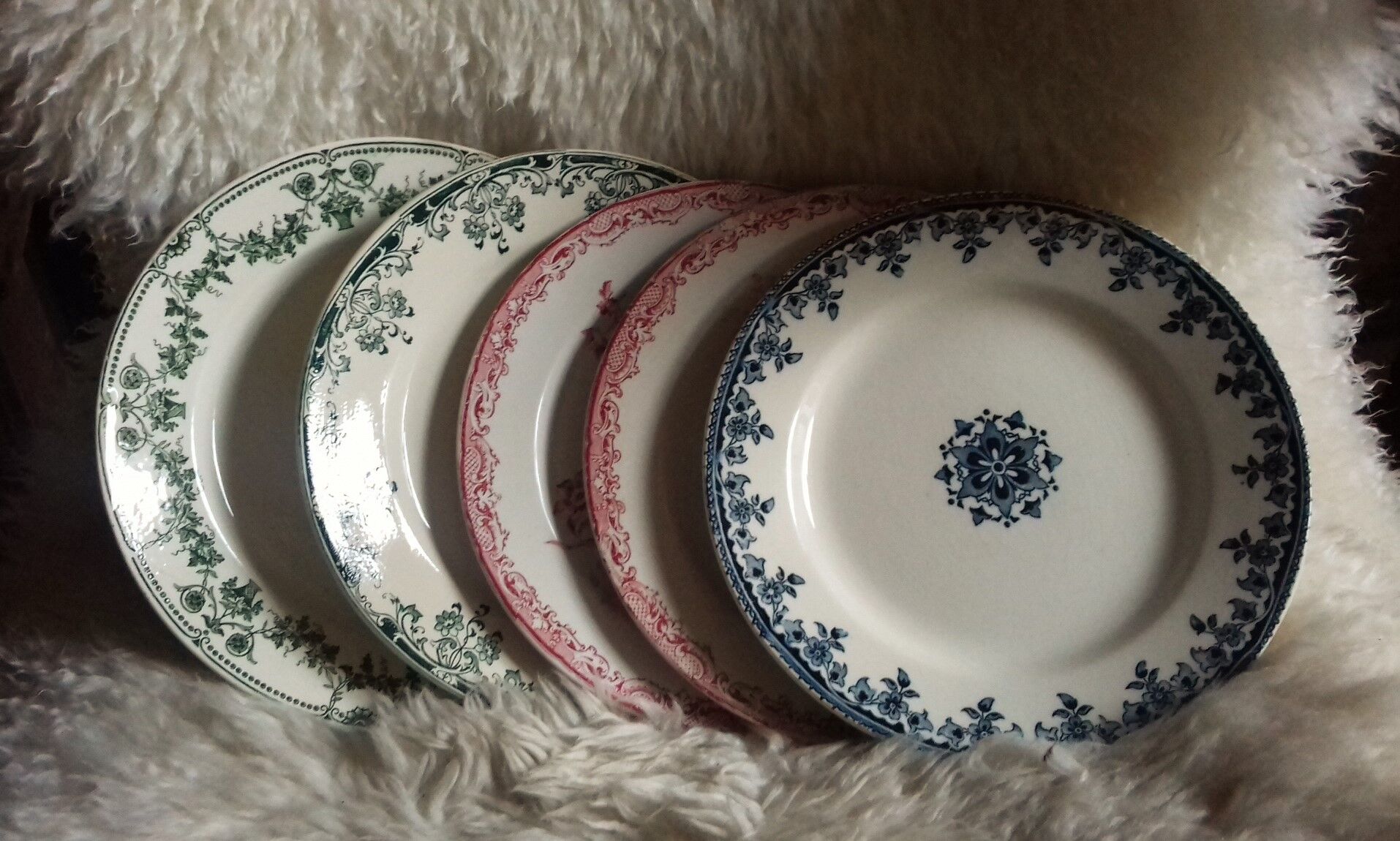 Lot 5 plates Terre de Fer Badonviller Sarreguemines