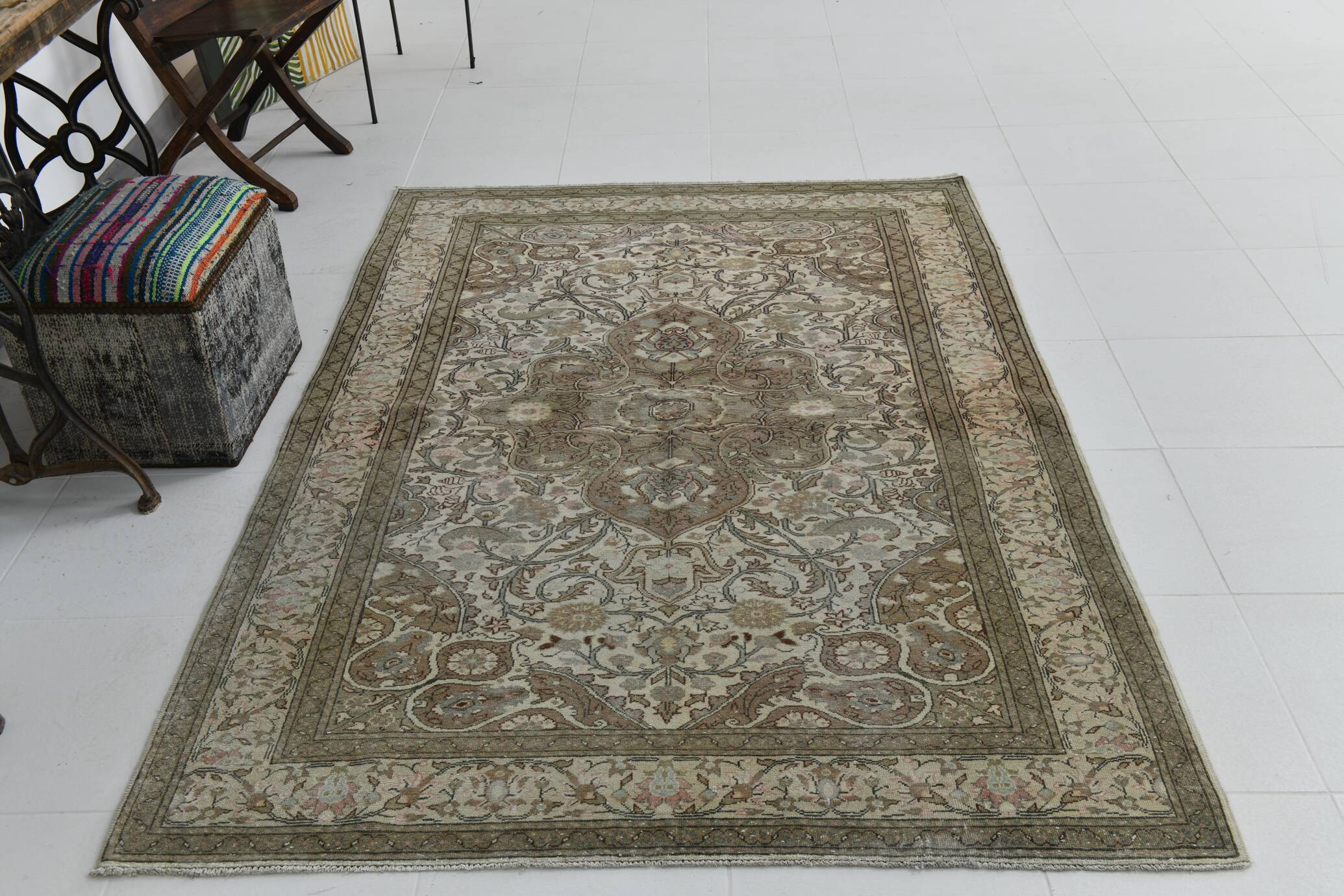 5x7 Brown & Cream Classic Vintage Rug, 150x217Cm SK23625