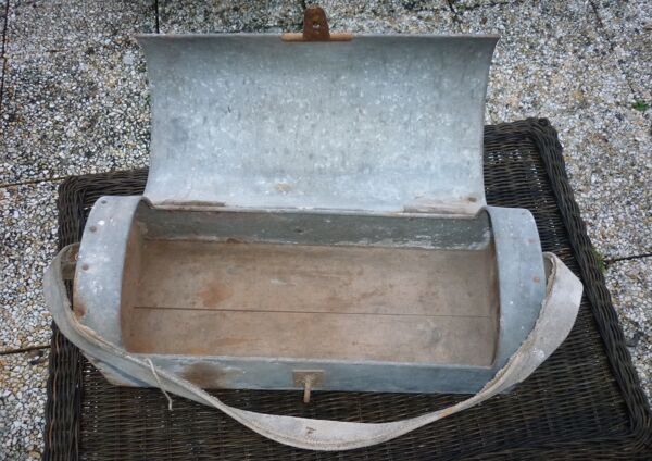 Caisse à outils de métier en Zinc