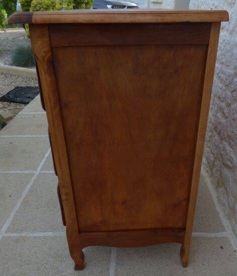 3-drawer solid natural wood chest of drawers with black handles - Completely restored