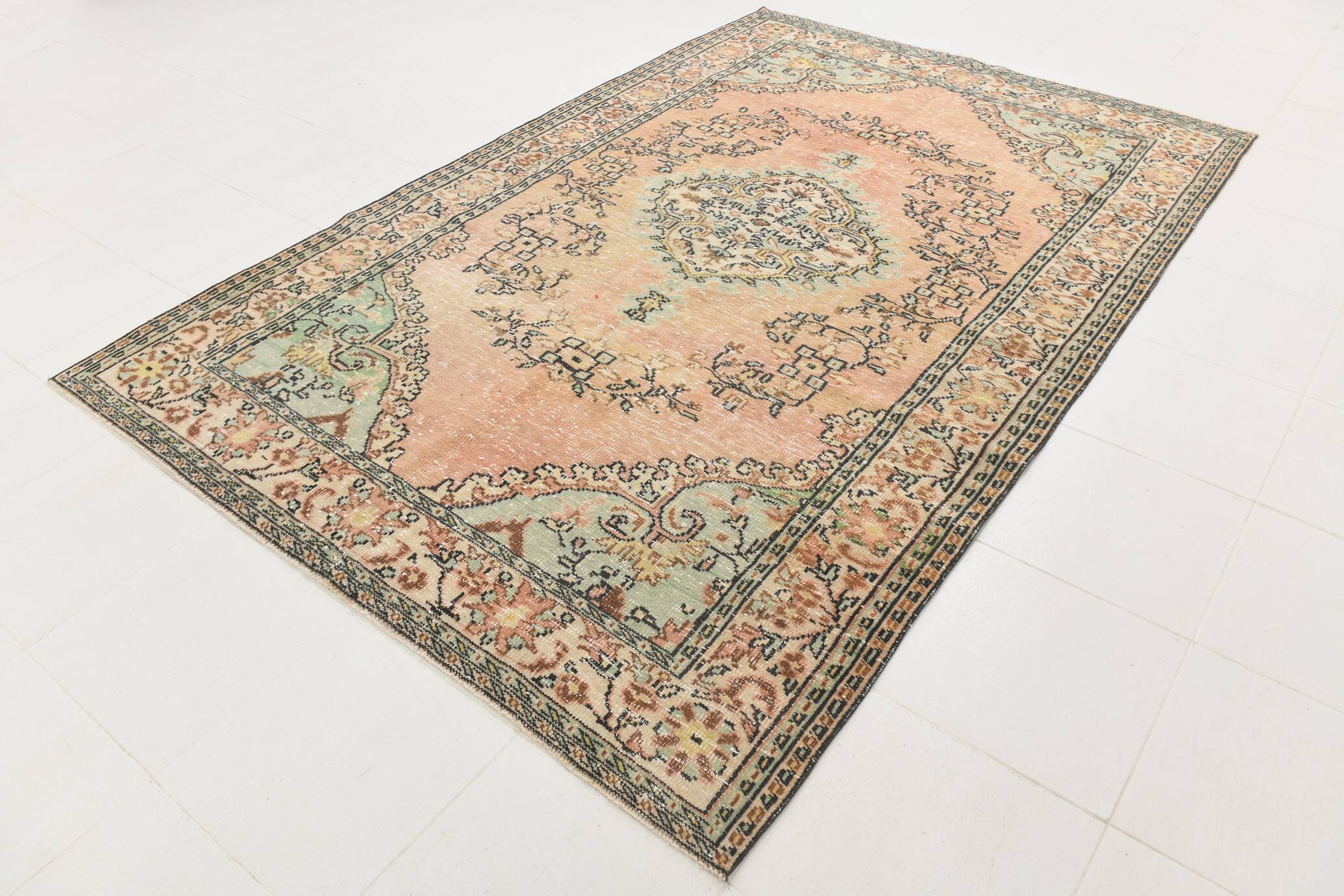 Turkish Rug, 191x286Cm
