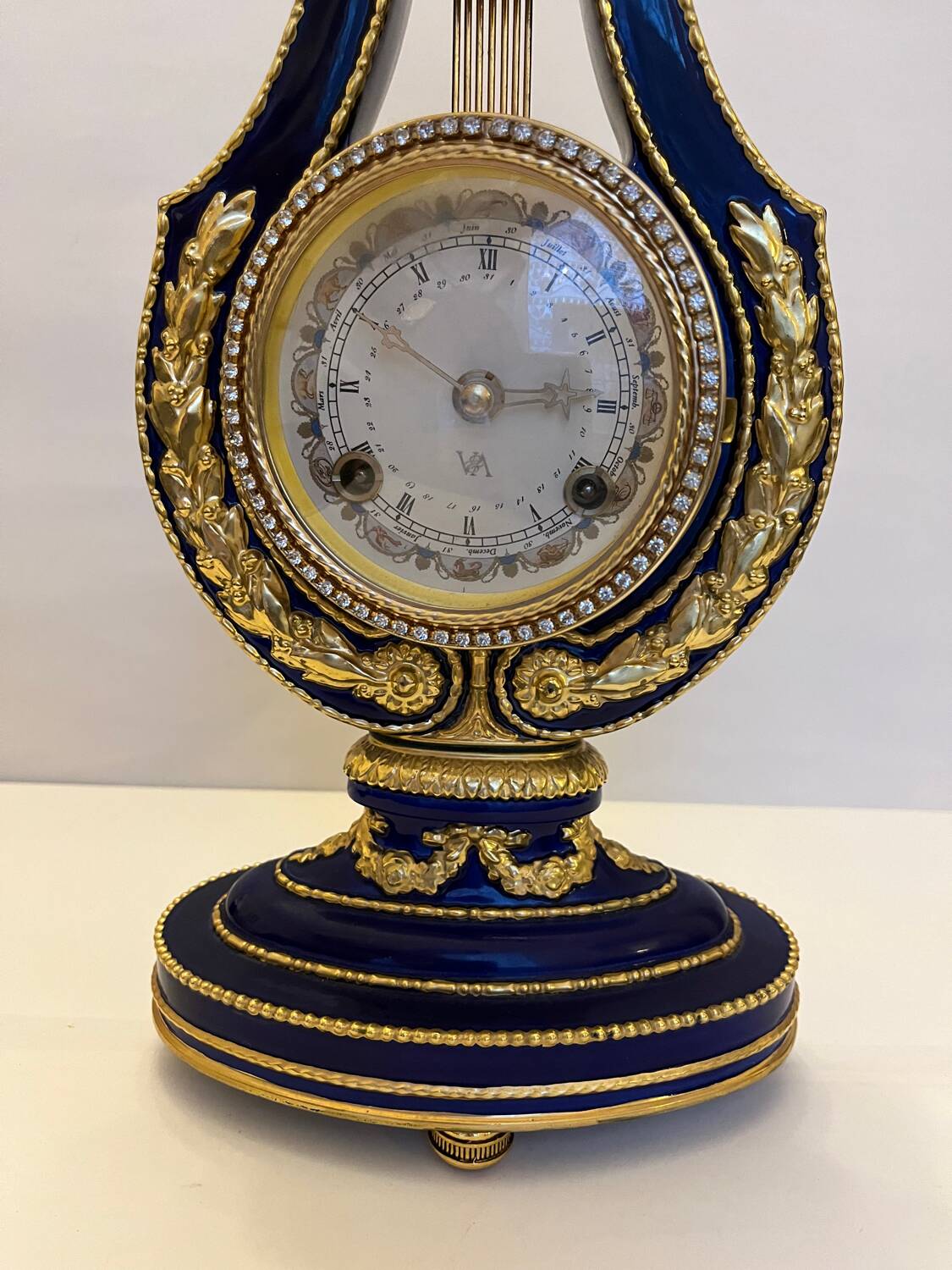 Marie Antoinette porcelain clock