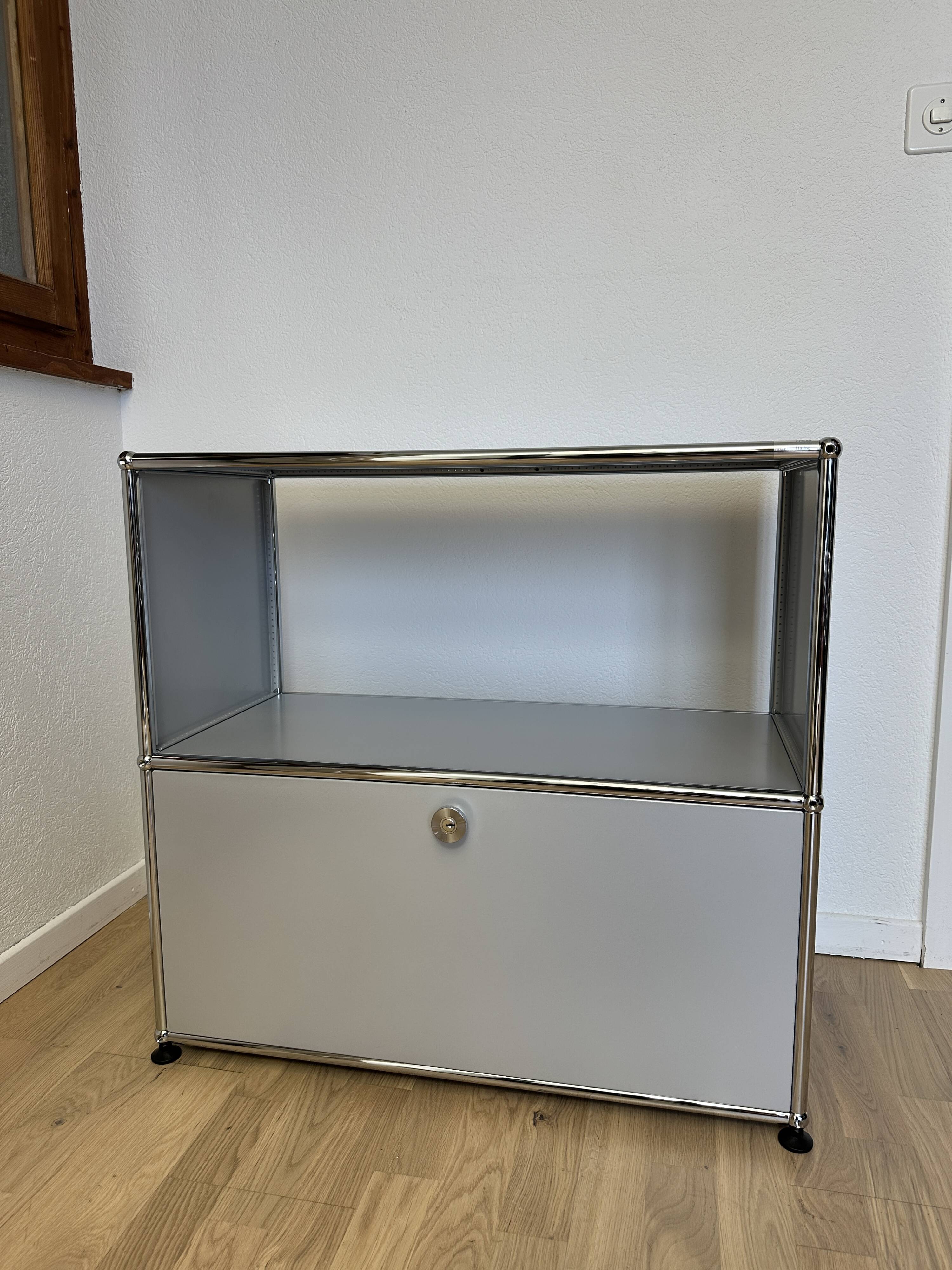 USM Haller Chest of Drawers in Matte Silver