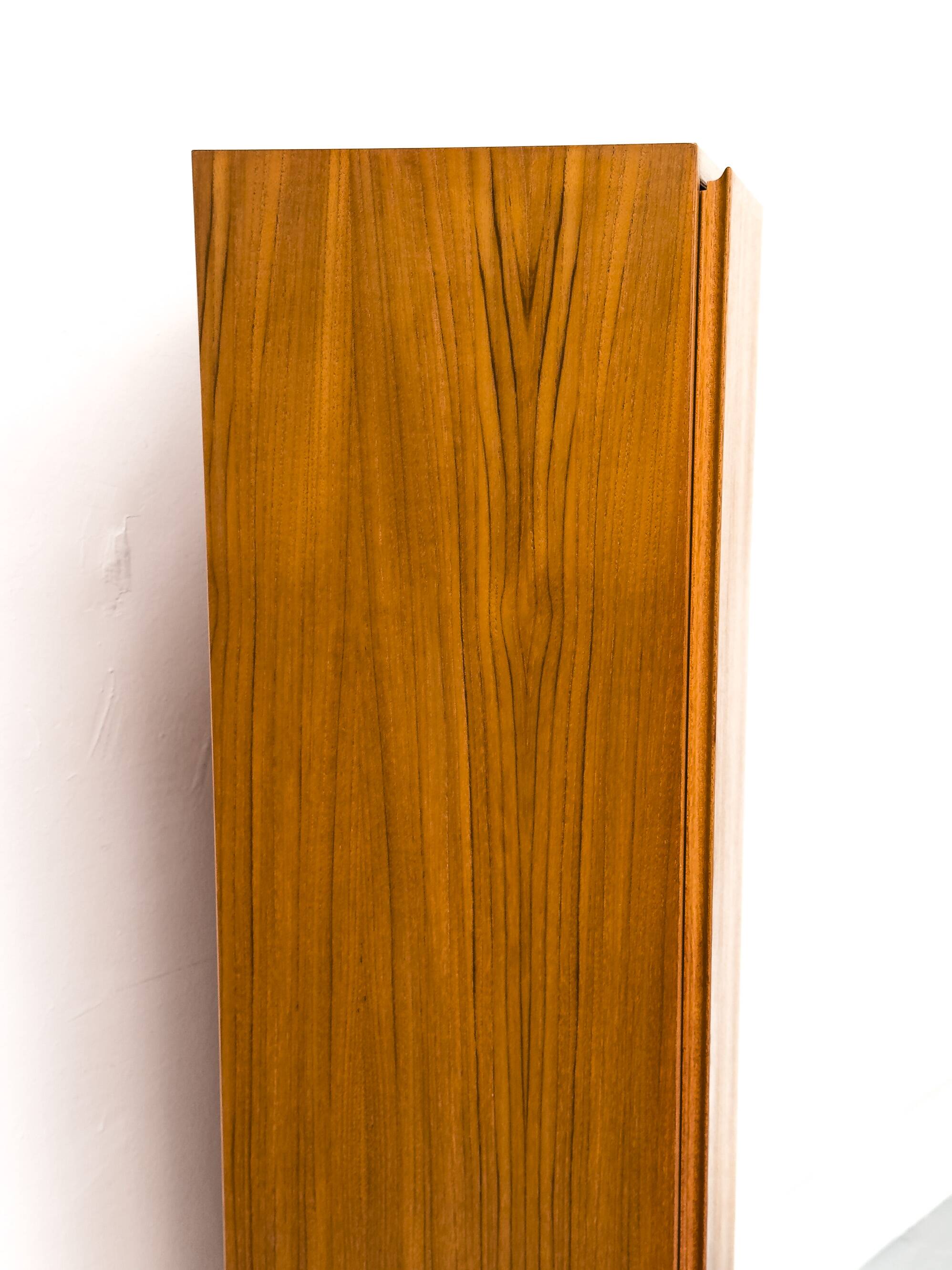 Teak cabinet from Omann Jun, 1960s