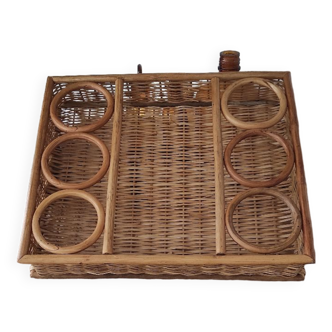 Wicker/rattan appetizer tray