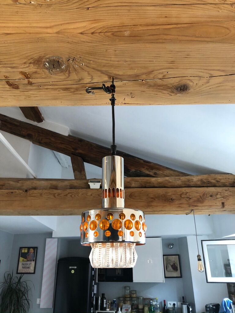 Hanging spage age