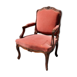 fauteuil en velours rose,