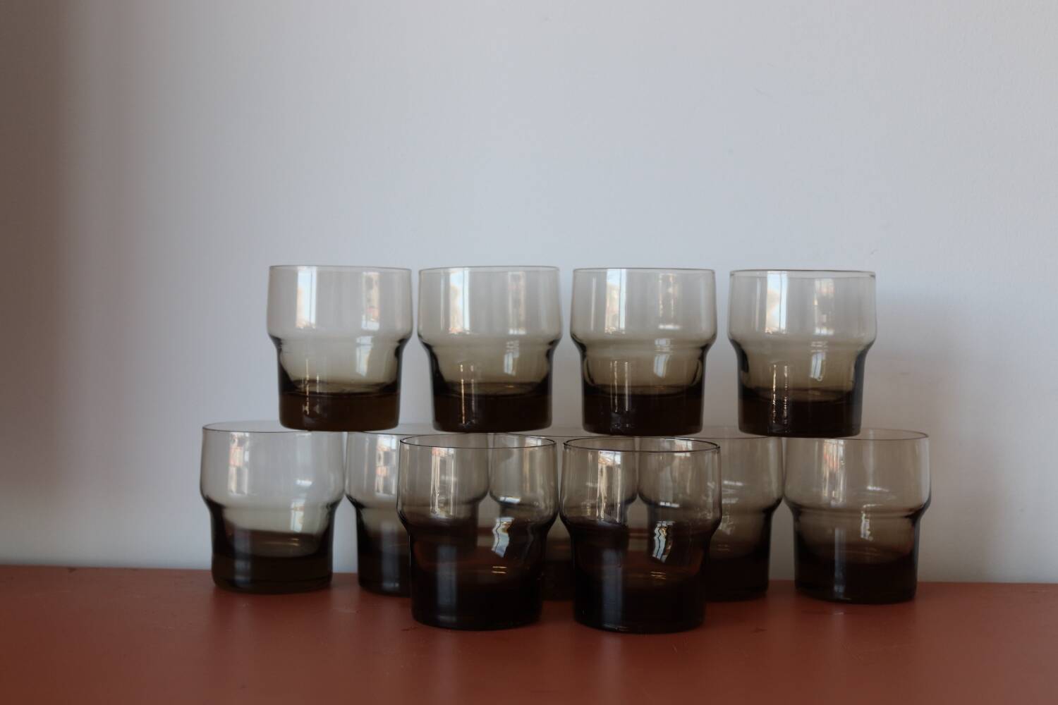 11 verres à eau vintage fumés mobil