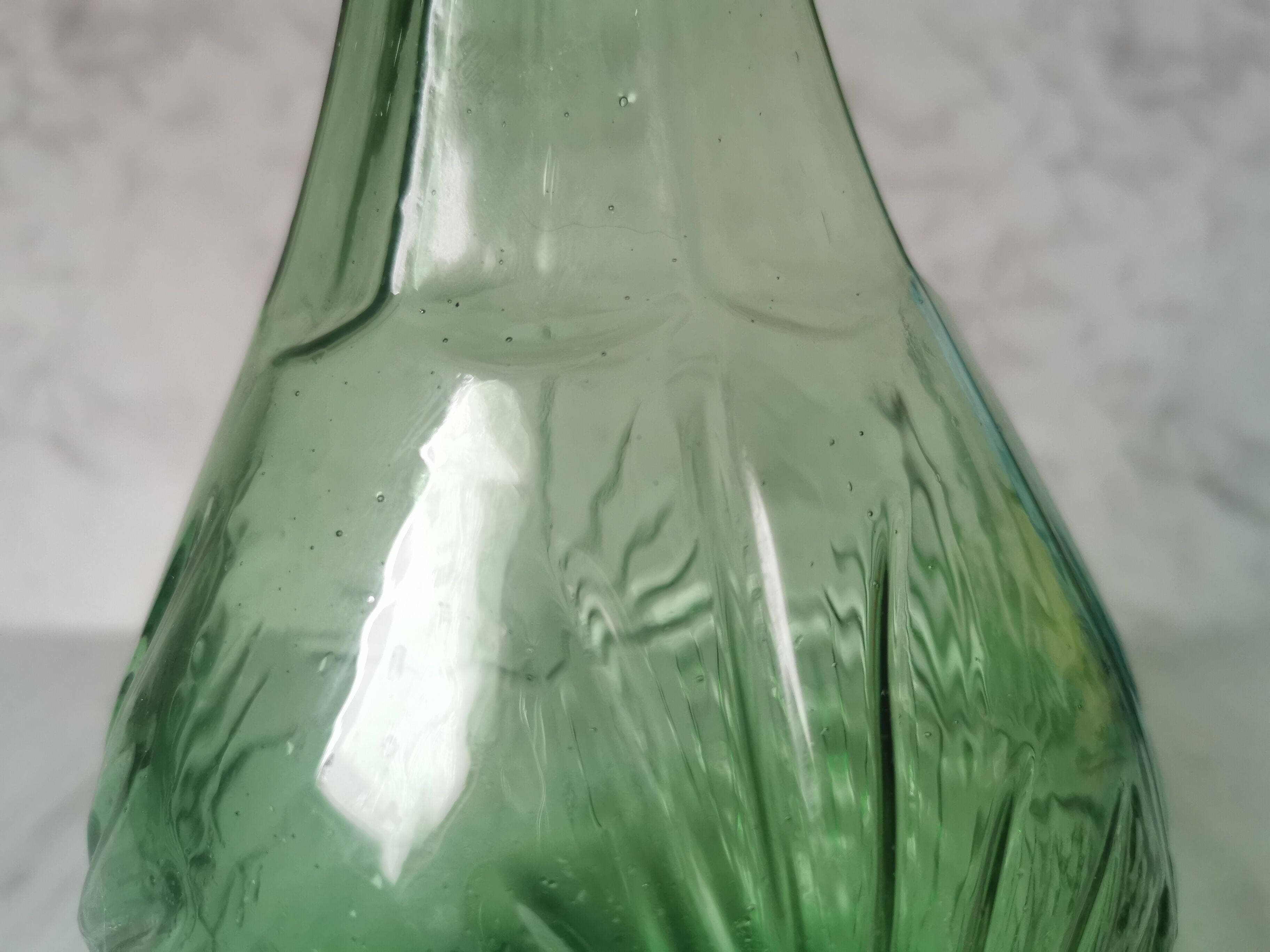Chiseled glass decanter