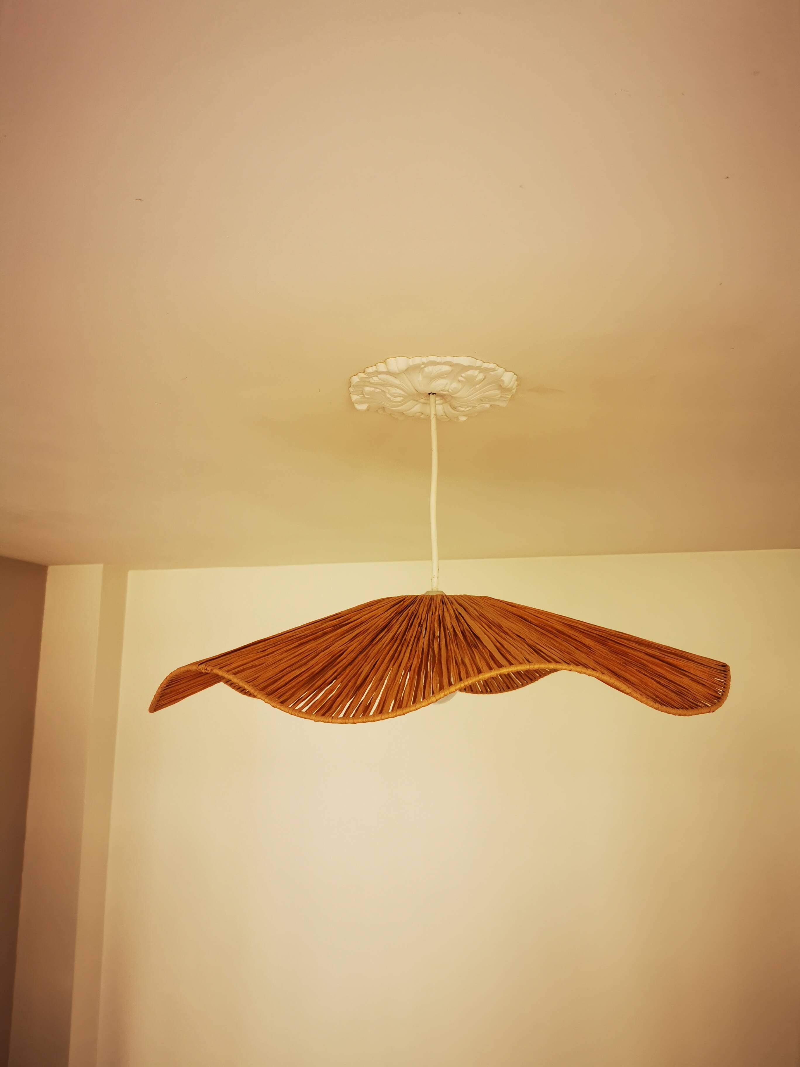 Suspension in raffia braided 65 cm