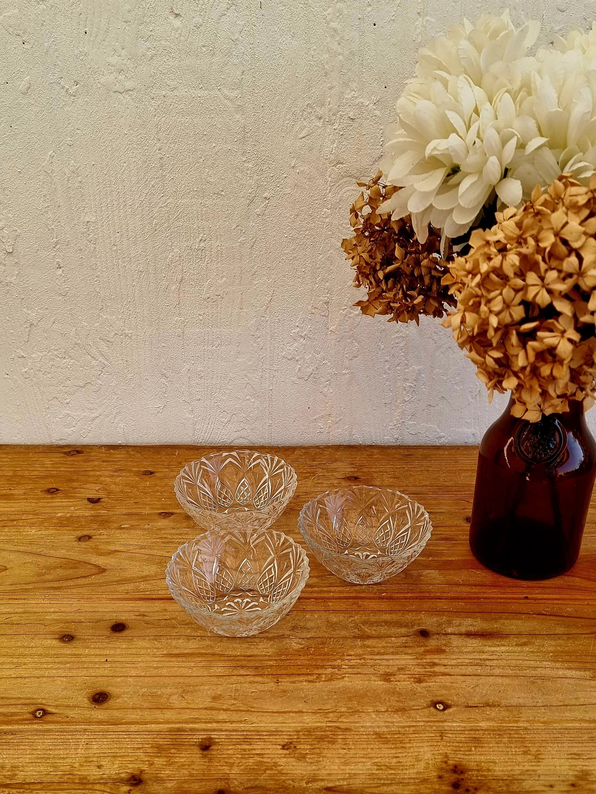 Set of 3 vintage glass bowls