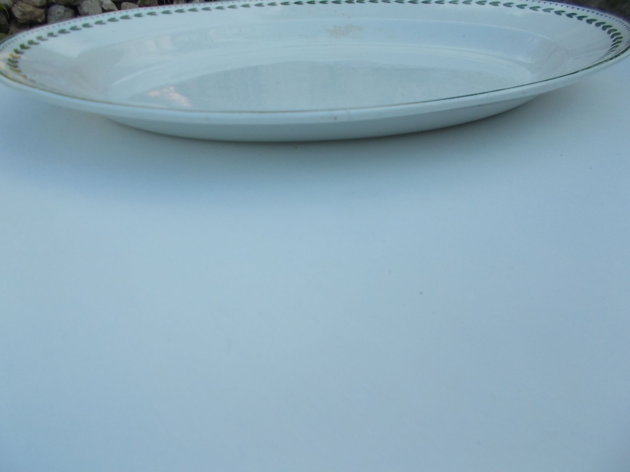Oval dish 27 x 37 cm faience b.f.k model laurier