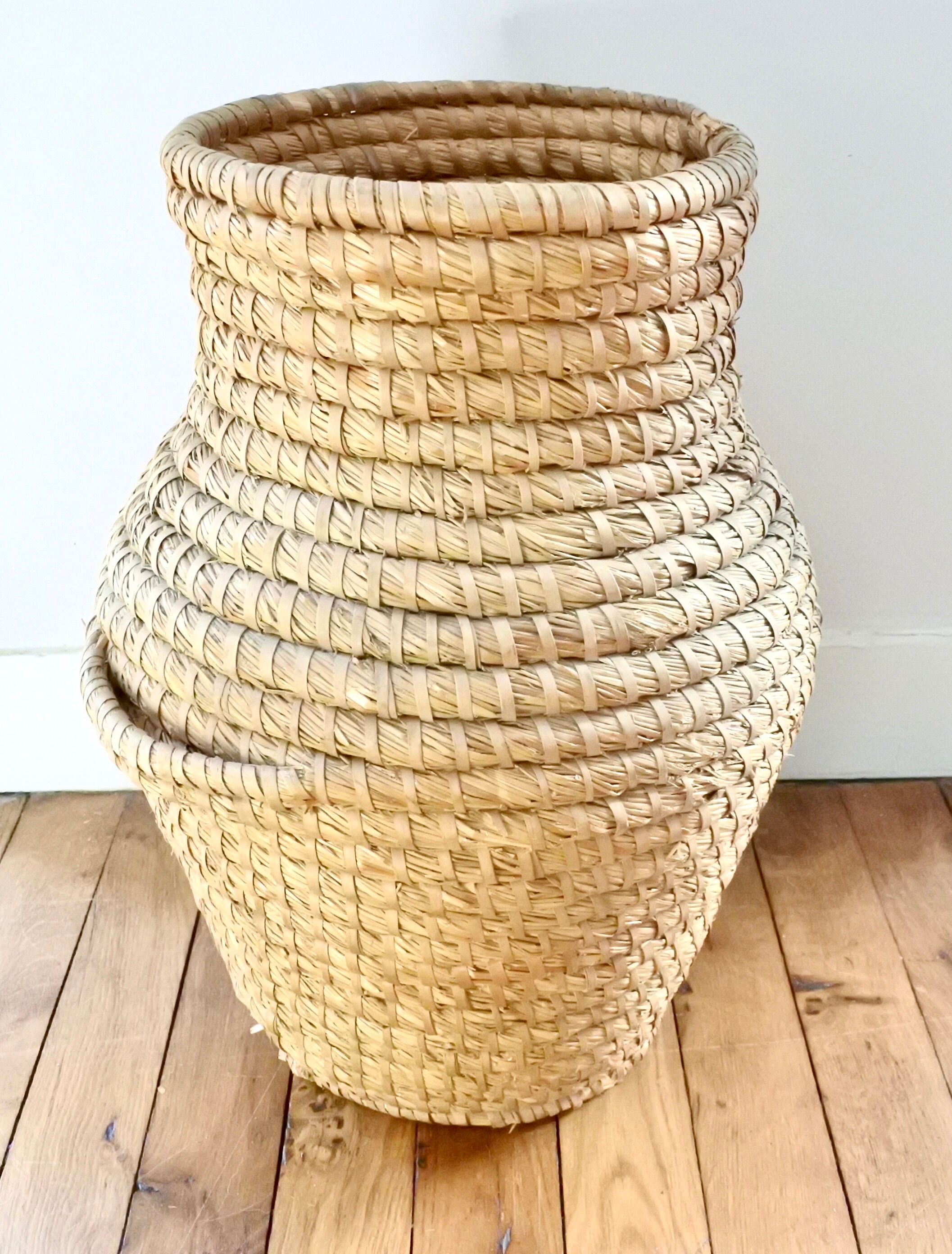 Braided wicker jar
