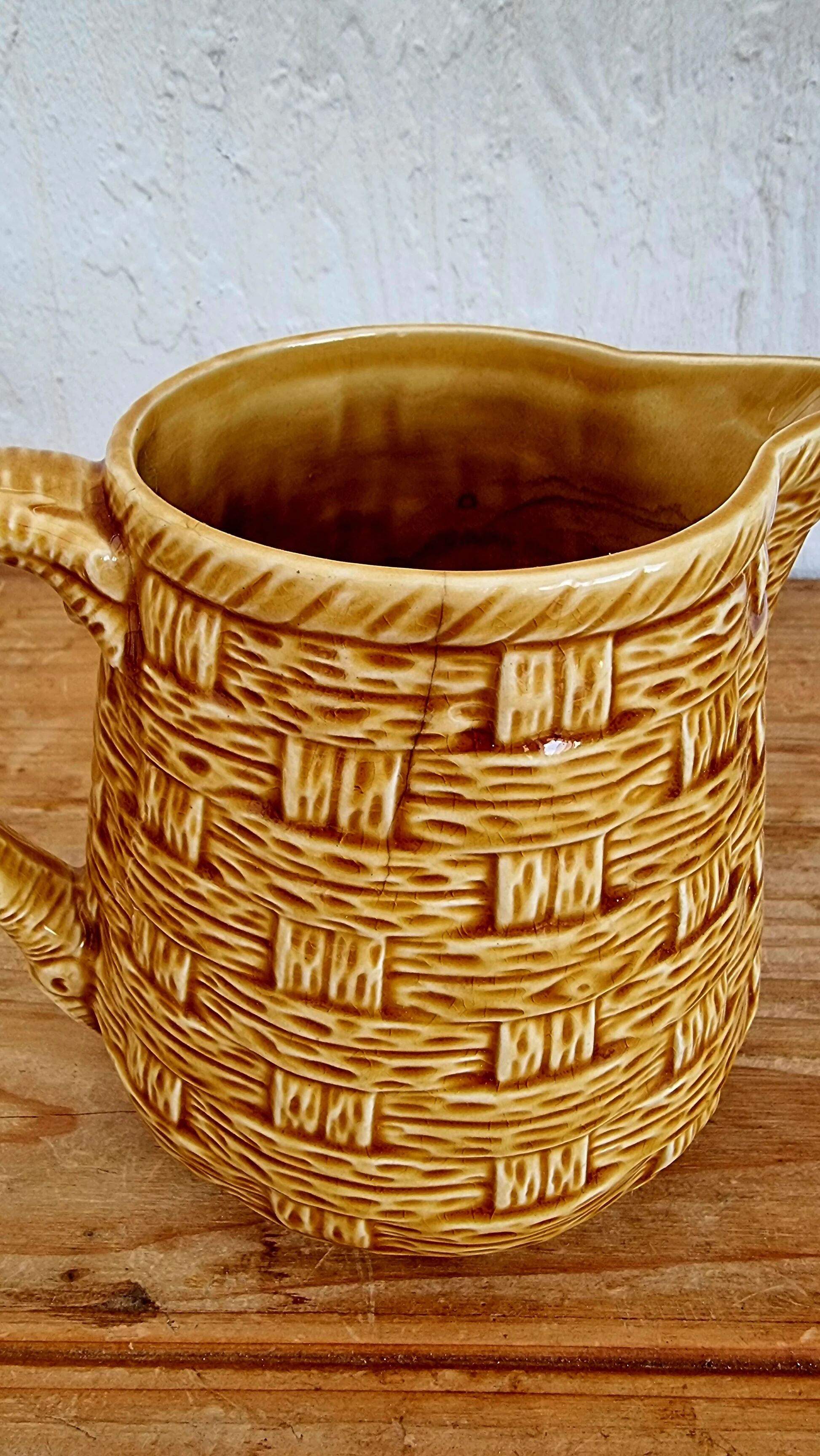 Pichet Digoin Sarreguemines woven basket effect caramel vintage
