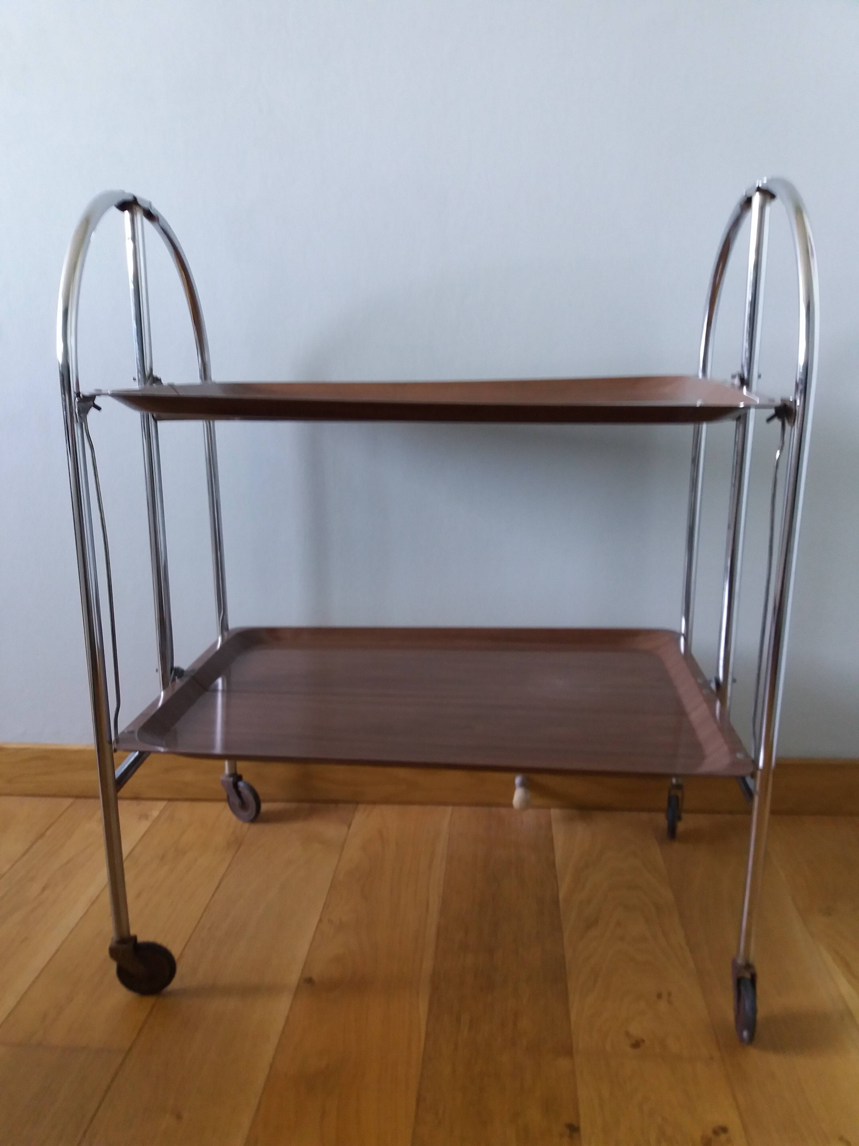 Folding trolley on wheels