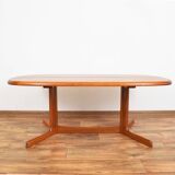 Table basse en teck danoise du milieu du siècle par Dyrlund, années 1970