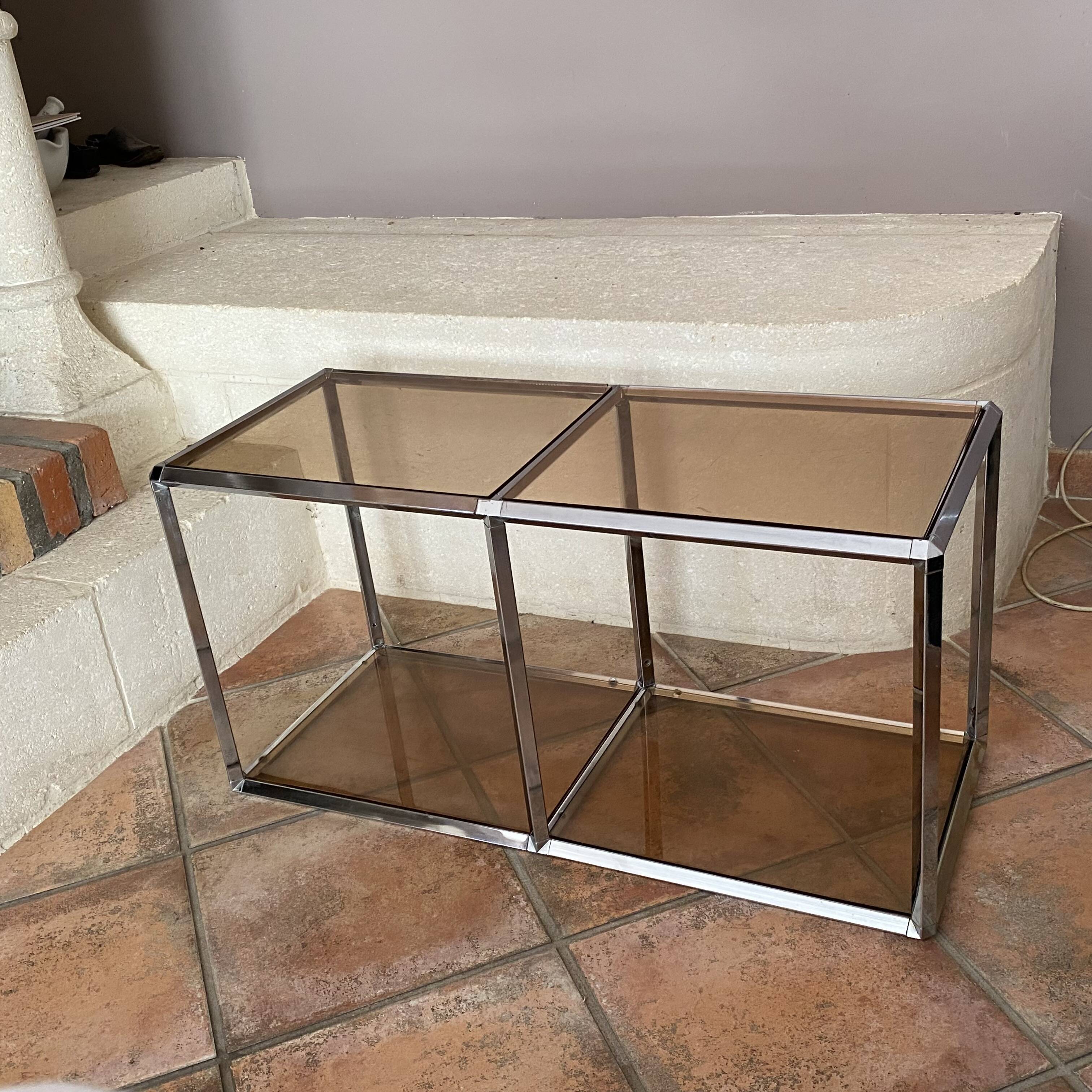 Table basse 2 modules. Chrome et plexiglas. 1970. Space age.