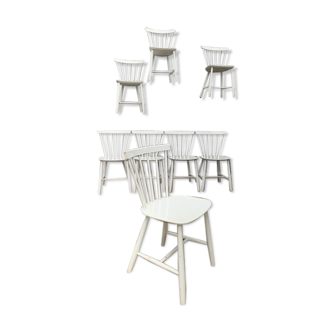 Suite of 8 white scandinavian chairs Denmark 1960