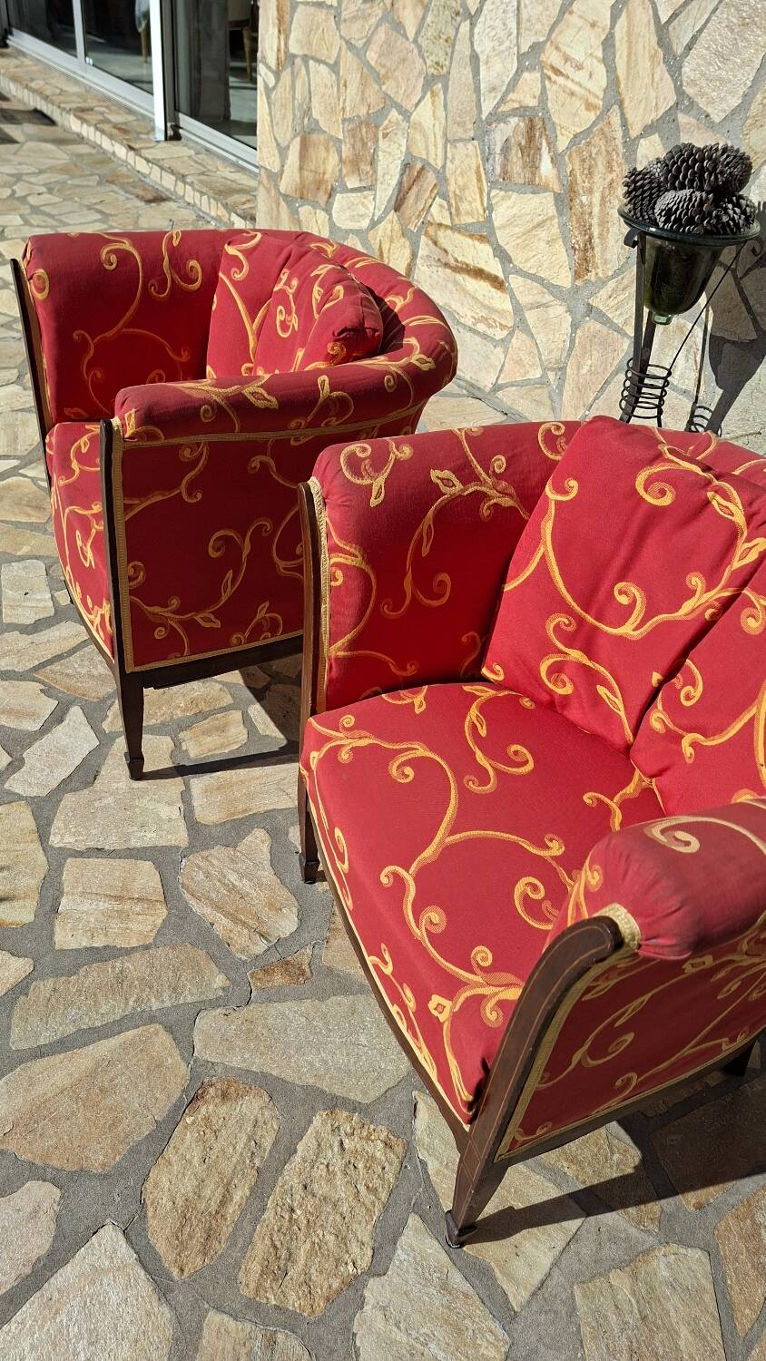 Paire de fauteuils de style Art déco