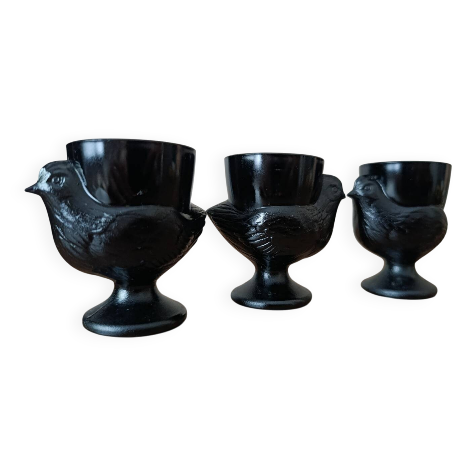 3 egg cups with black opaline glass hens Arcoroc 1980