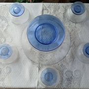 Set including 1 salad bowl and 5 fruit bowls in Daum Nancy crystal from the 40s