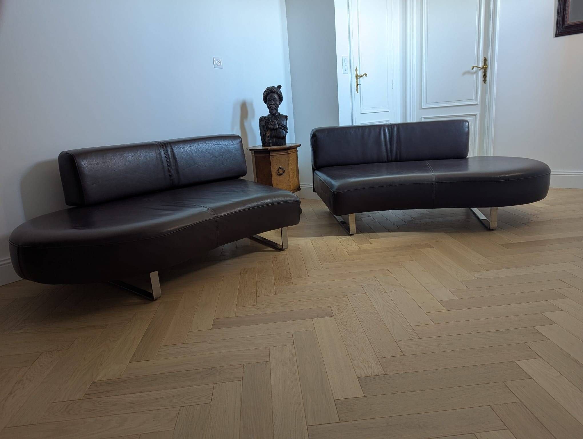 Steiner Mandala Sofa – 2016 Edition – Louisiana Leather (brown) – Like new condition
