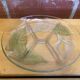 Plat mendiant ancien luminarc design arum lilly verre moulé décor fleu