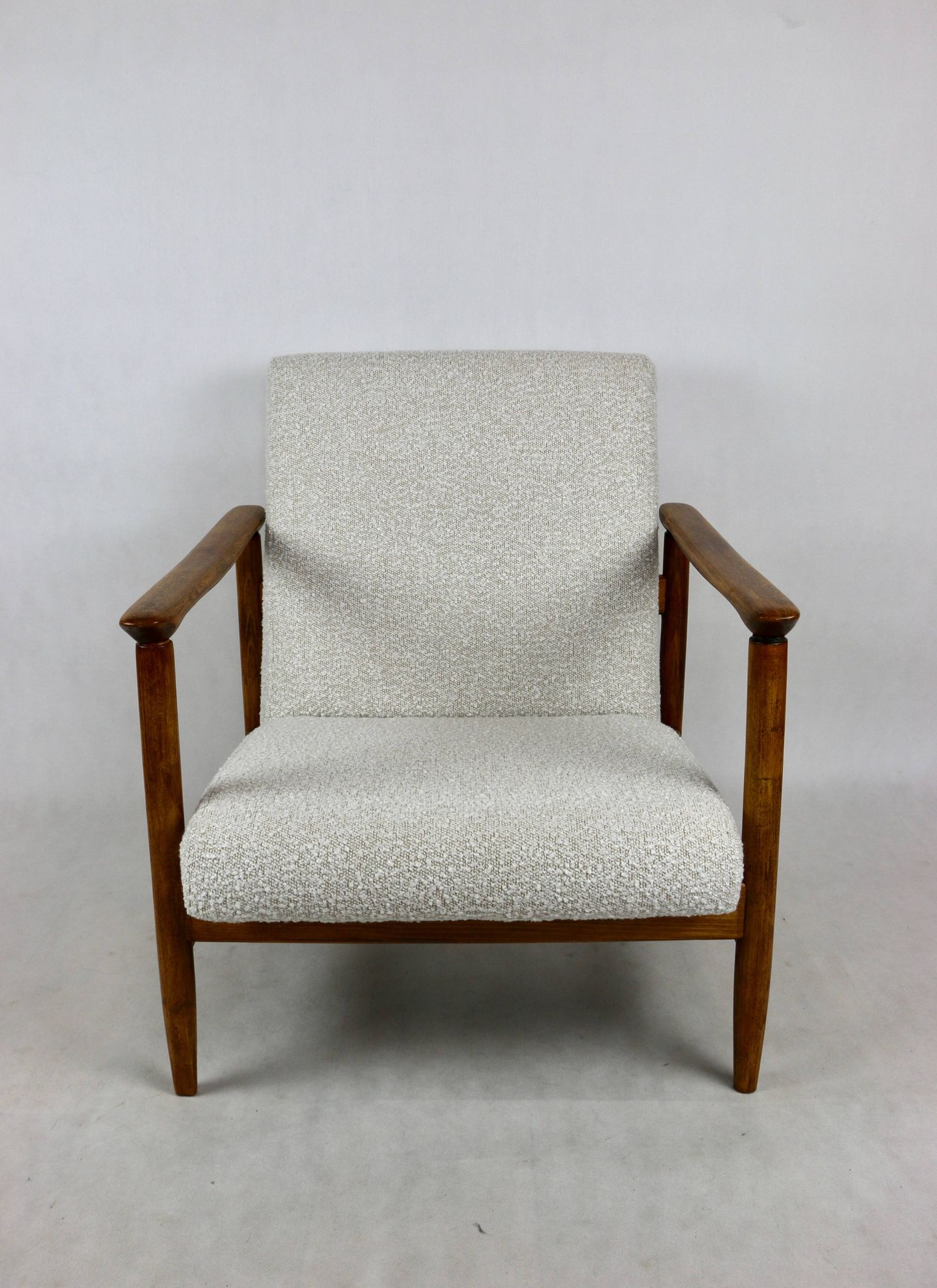 GFM-142 armchair, design by Edmund Homa from the 70s, white ivory boucle - 2 pieces available
