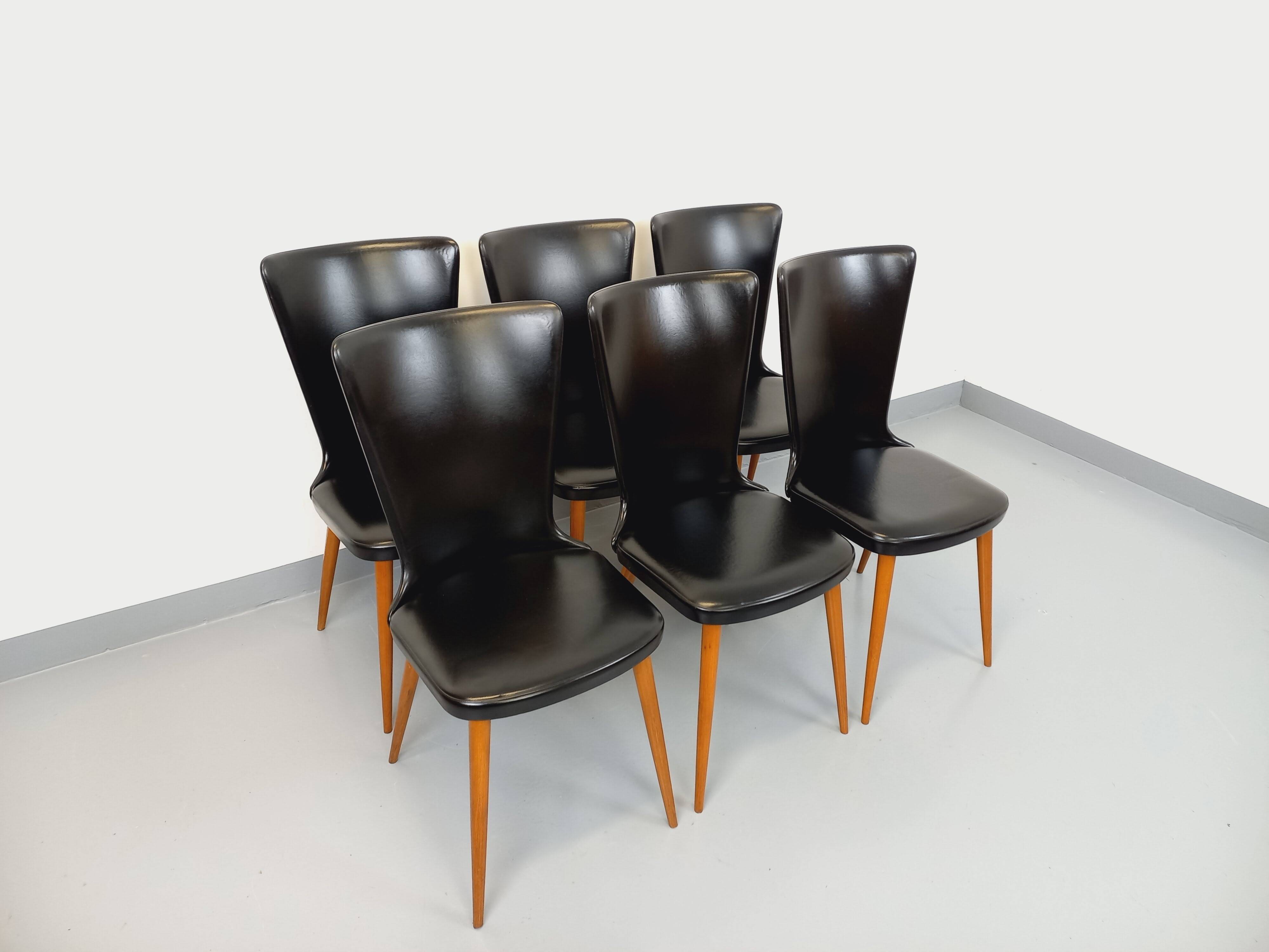 Set of 6 vintage Baumann Essor chairs in beech wood and skai