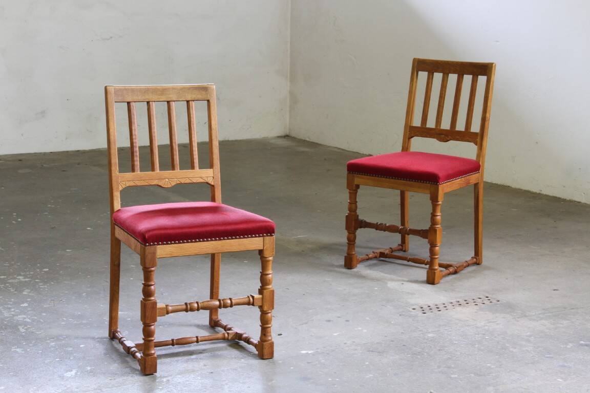 Vintage 1940s/50s solid oak Danish farmhouse chairs, Baroque style set of 4