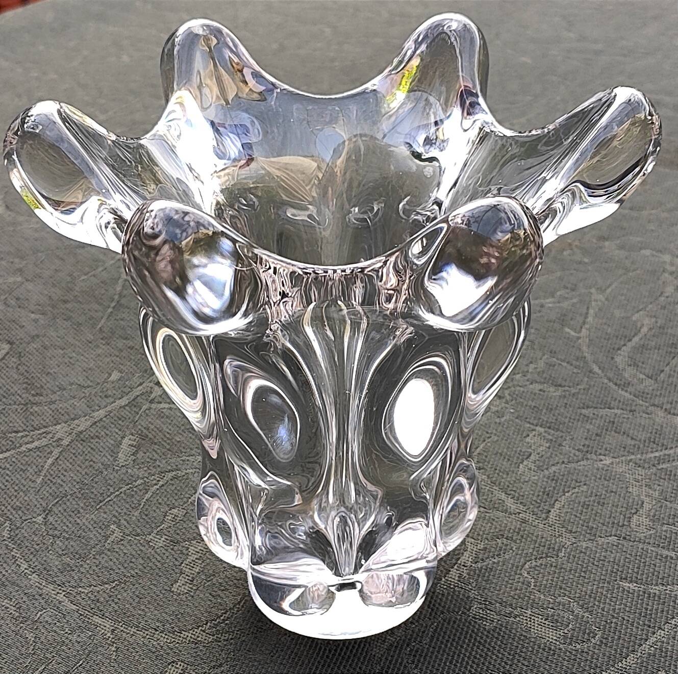 Crystal vase called giraffe head