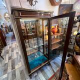 Louis XVI style display cabinet, in mahogany and mahogany veneer, with a red marble top with gallery